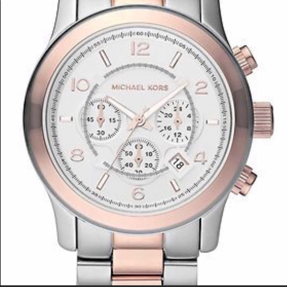 💯MICHAEL KORS ROSE GOLD AND SILVER WATCH💯